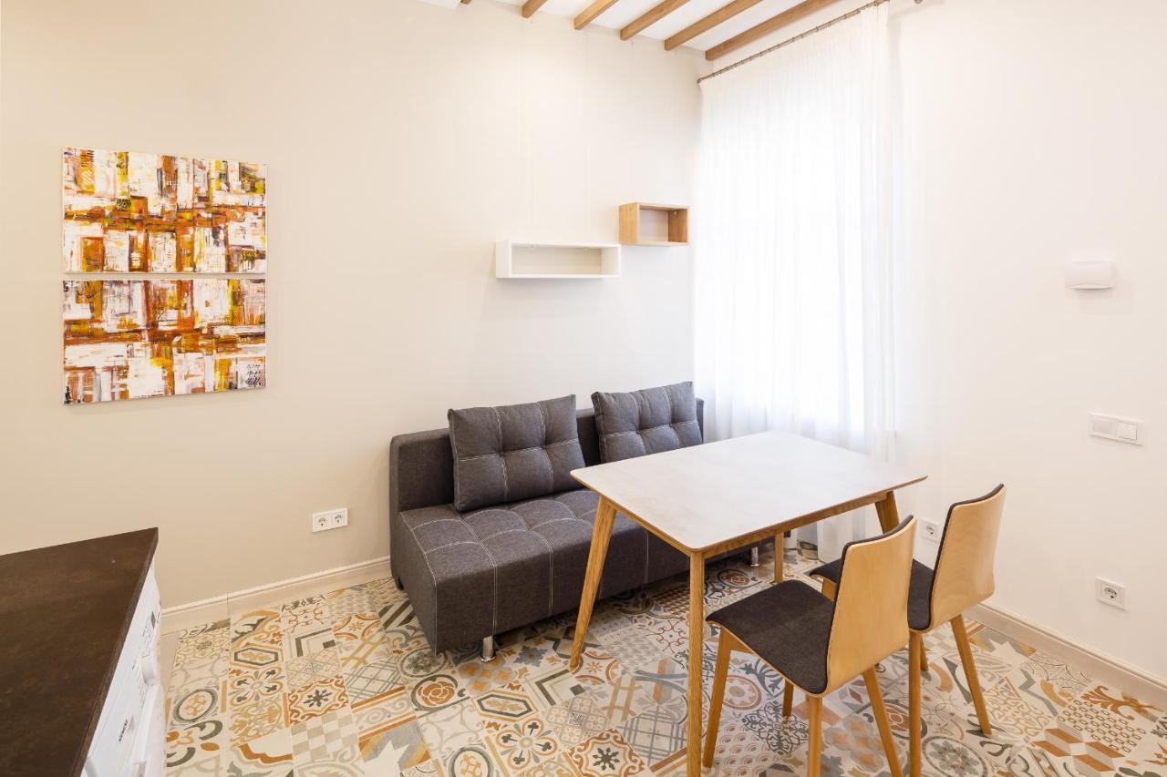 Palace View Apartments - 24 Kopernyka Str. Leopoli Esterno foto